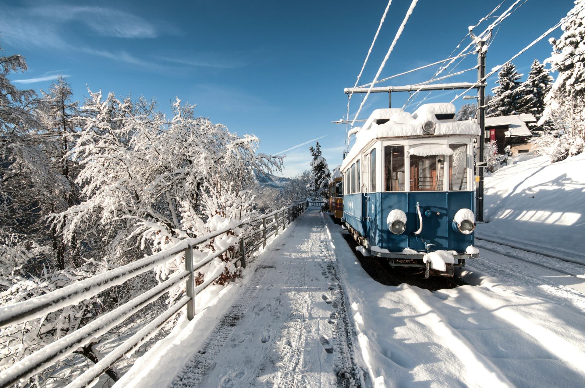 mountain-railway-switzerland